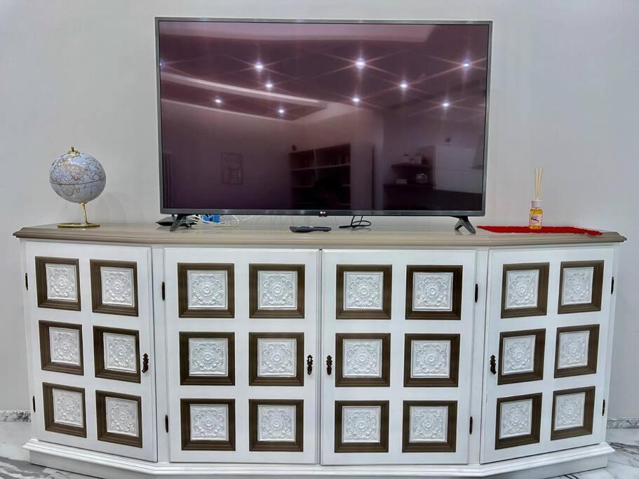 Apartment Lussuoso 130 Mq Zona Cipro Rom